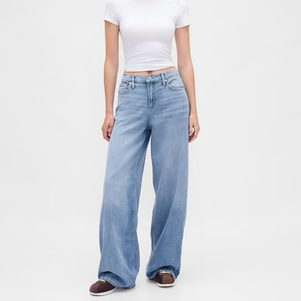 *NWT* GAP Mid Rise UltraSoft Baggy Jeans - 29 Long